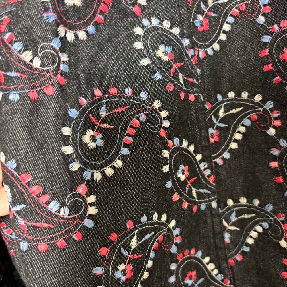 Coldwater Creek Black Denim Jacket Women's 2X Embroidered Western Paisley Granny - Picture 7 of 8